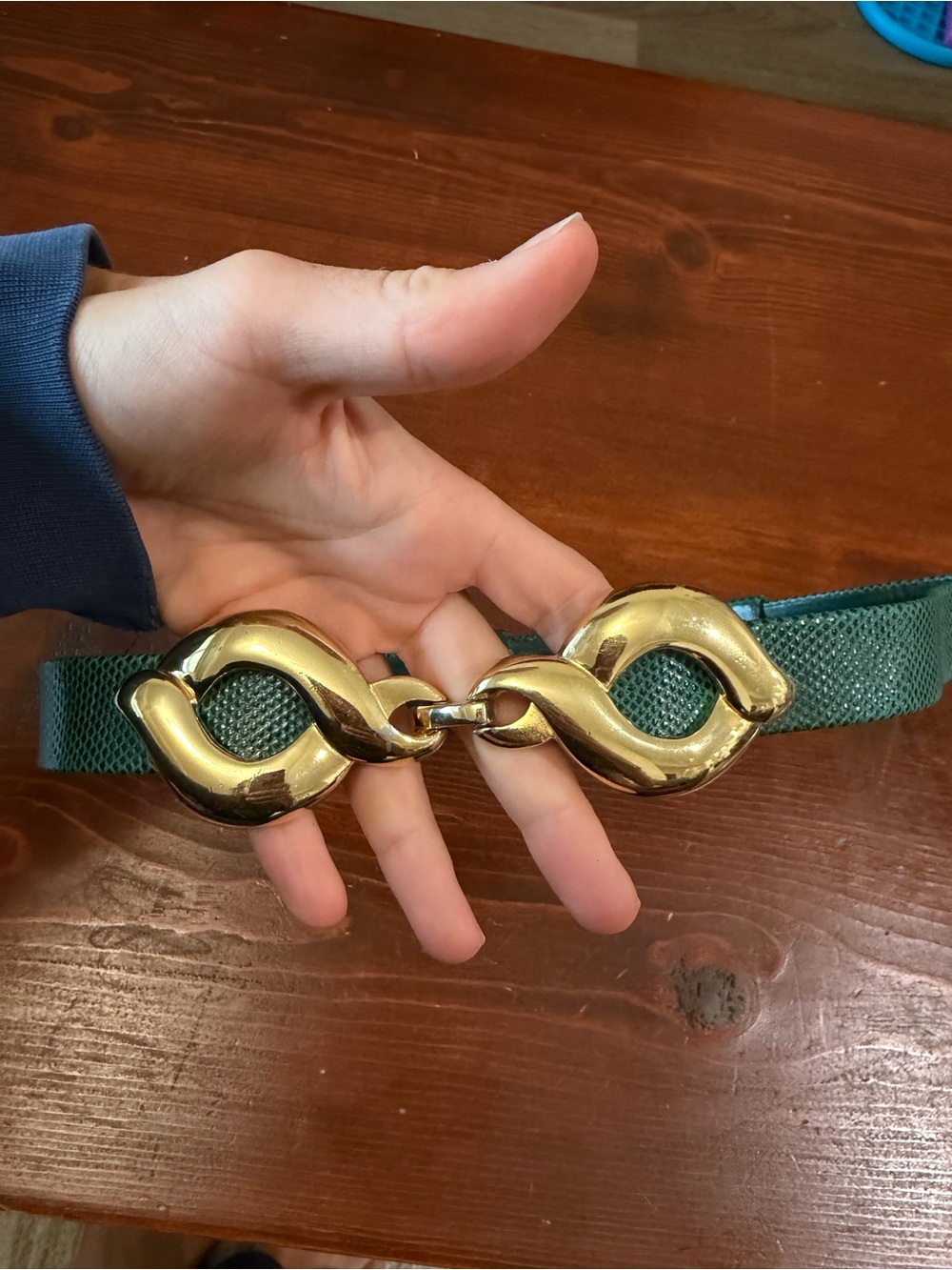 VTG Alexis Kirk Green Belt with Gold Toned Hardware OS